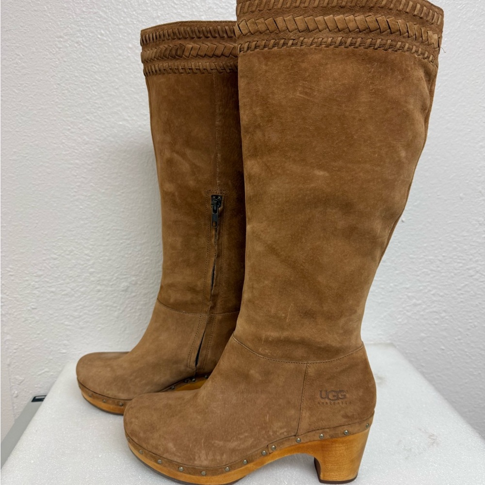 UGG Rosabella Tall Suede Boots. Soze 10 - Picture 3 of 7
